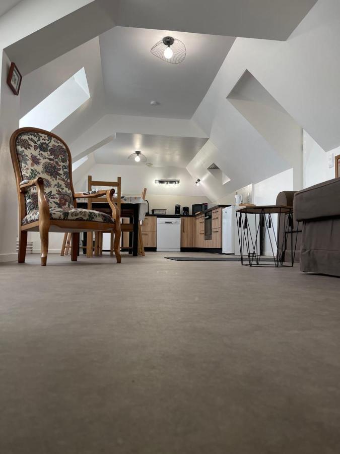 Apartment "Le Briand" Charming Base For Your Sightseeing In Touraine Noizay Bagian luar foto
