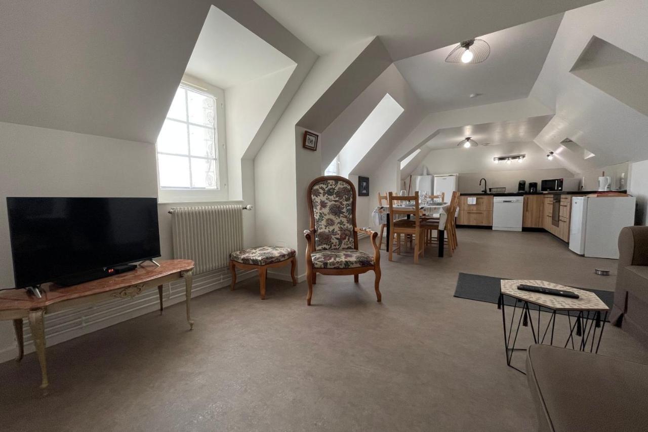 Apartment "Le Briand" Charming Base For Your Sightseeing In Touraine Noizay Bagian luar foto